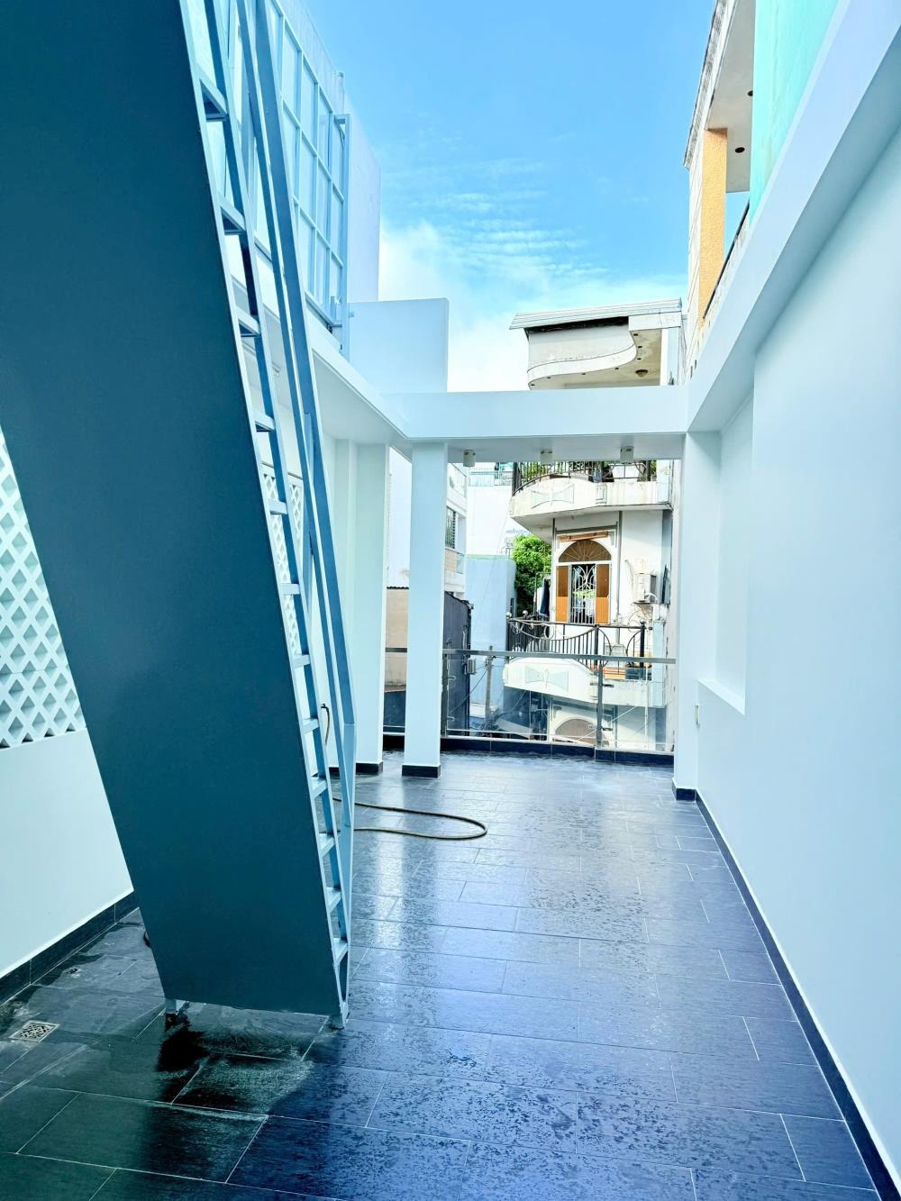 Cho Thuê Nhà Nguyên Căn Phú Nhuận - 24 triệu/tháng - Hẻm Xe Hơi
