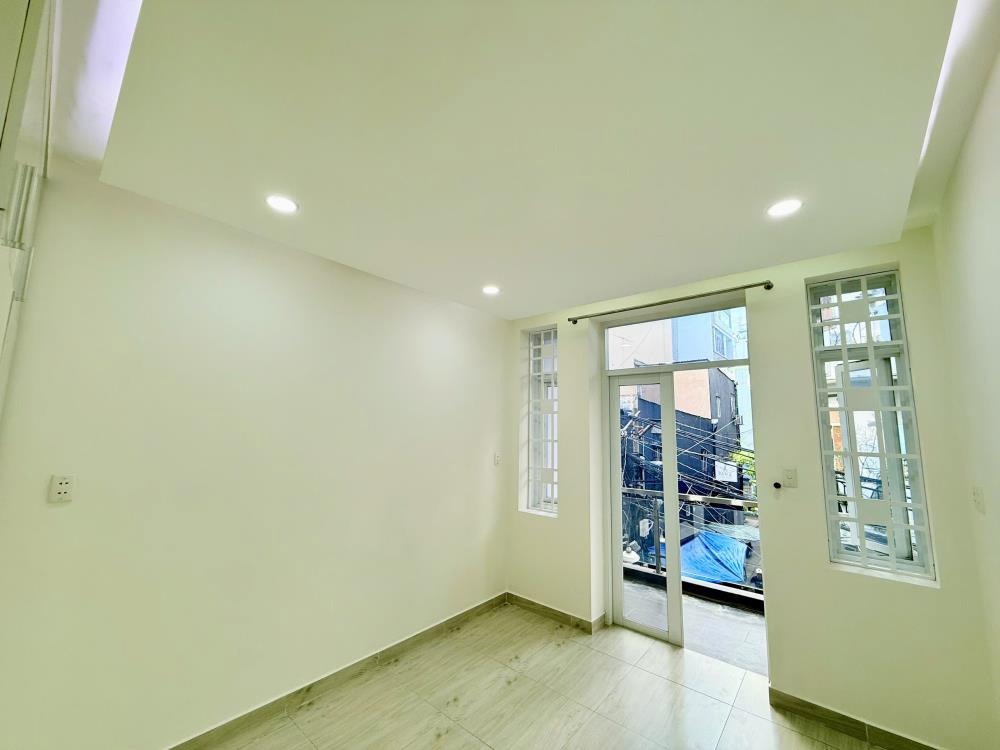 Cho Thuê Nhà Nguyên Căn Phú Nhuận - 24 triệu/tháng - Hẻm Xe Hơi