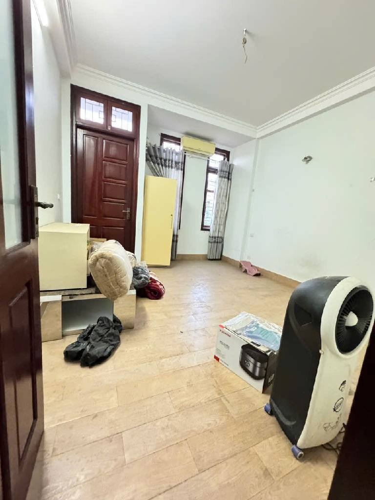 Bán nhà Kim Giang, Hoàng Mai, Hà Nội - 4 Tầng, 49m2 - Giá 11.2 tỷ