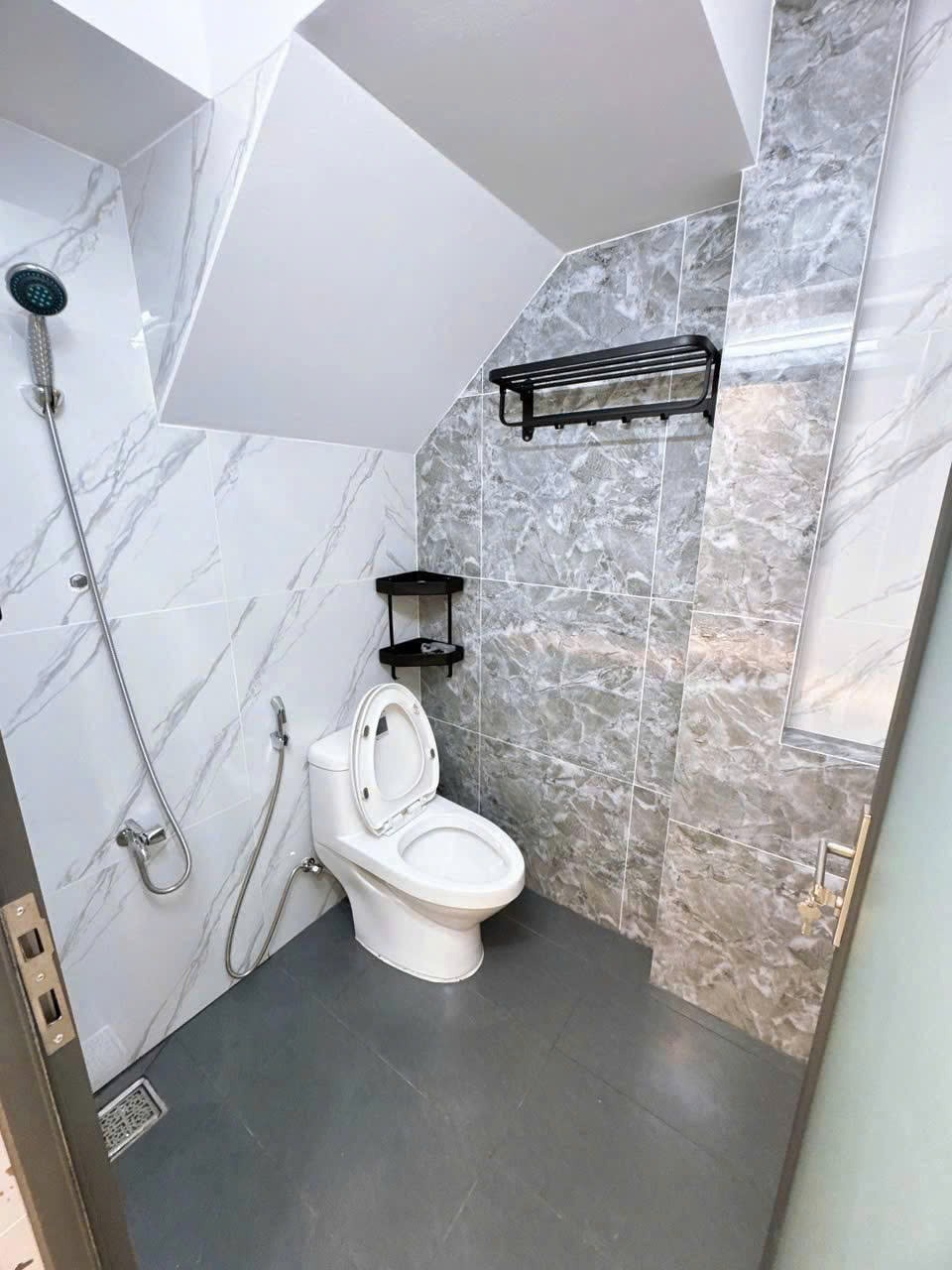 Cho Thuê Nhà Nguyên Căn Quận 11 - 3.5x10m - Giá 12 Triệu/Tháng