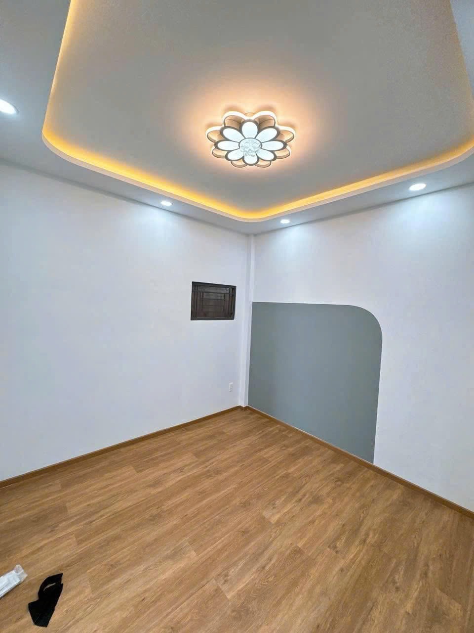 Cho Thuê Nhà Nguyên Căn Quận 11 - 3.5x10m - Giá 12 Triệu/Tháng