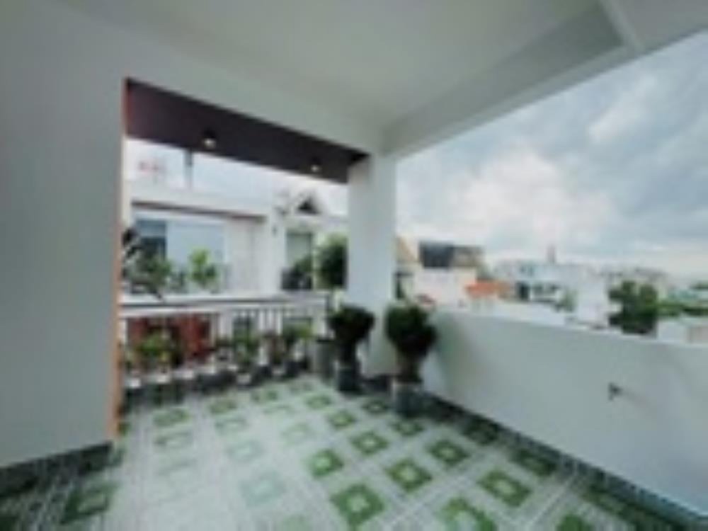 Nhà 70m2, 3 Tầng, Ngay Chợ Thị Nghè, Giá 4.15 Tỷ - Full Nội Thất