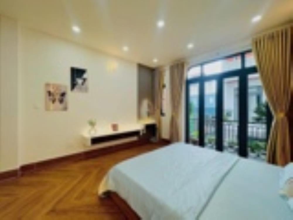 Nhà 70m2, 3 Tầng, Ngay Chợ Thị Nghè, Giá 4.15 Tỷ - Full Nội Thất