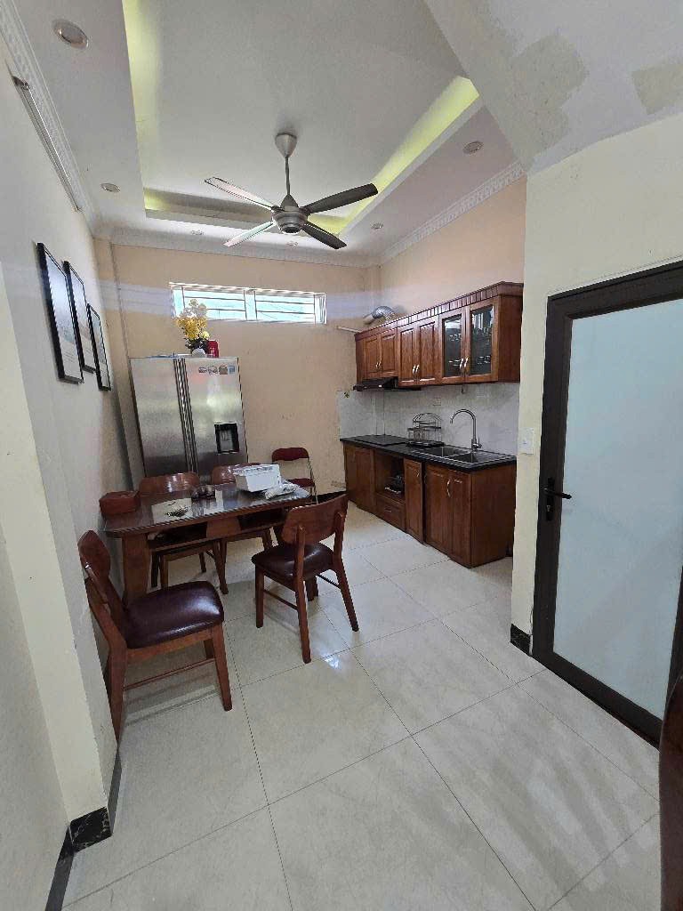 Nhà 4 Tầng, 37m2, Xuân Phương - Giá 6.6 Tỷ