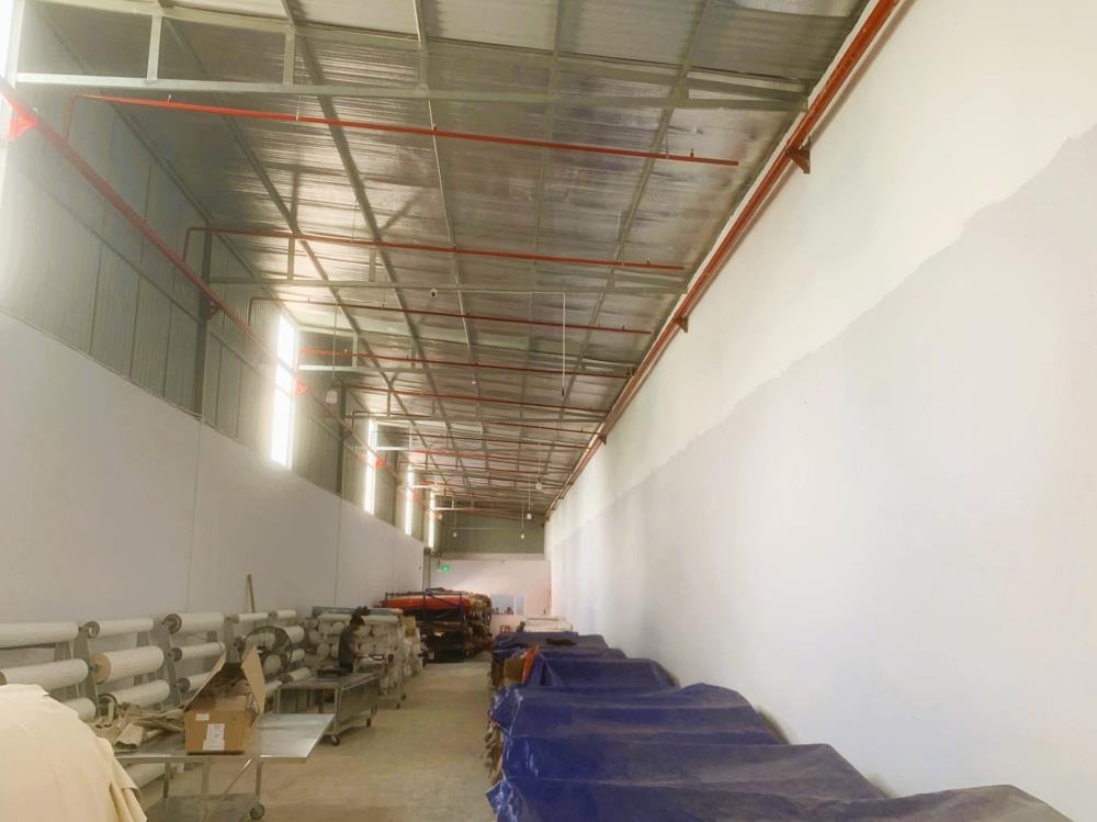 Kho Xưởng 400m² Dĩ An - Vị Trí Đắc Địa, Pháp Lý Rõ Ràng, An Ninh Tuyệt Đối