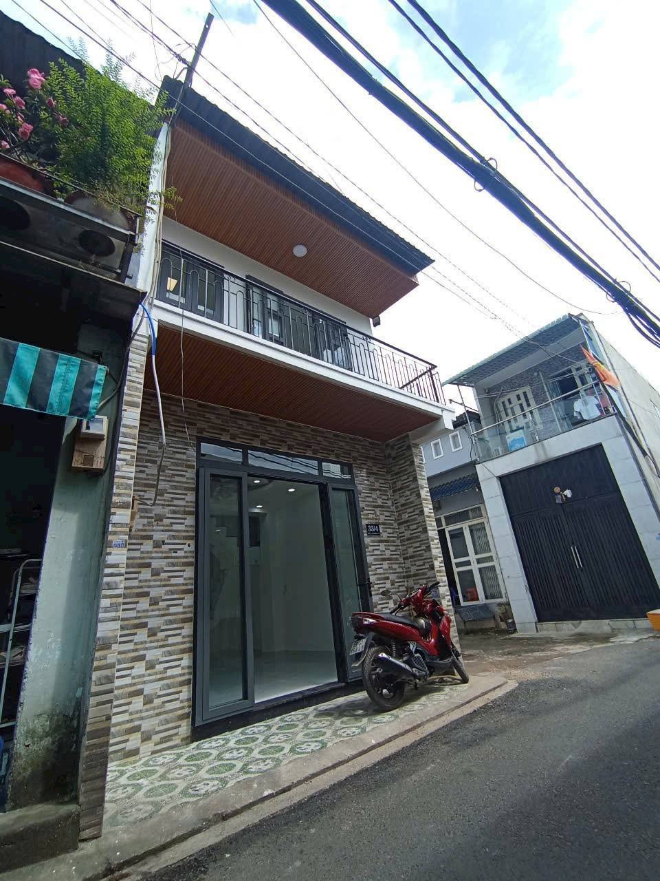 Bán Nhà 1 Lầu Mặt Tiền Đường Nhánh, Trung Mỹ Tây, TP.HCM - Giá 3.5 tỷ