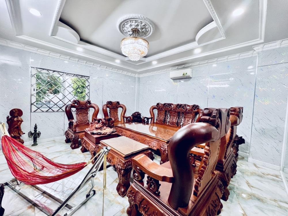 Bán nhà mặt tiền Hoàng Bật Đạt, Tân Bình: 6 Tầng, 80m2 - Giá 18 tỷ