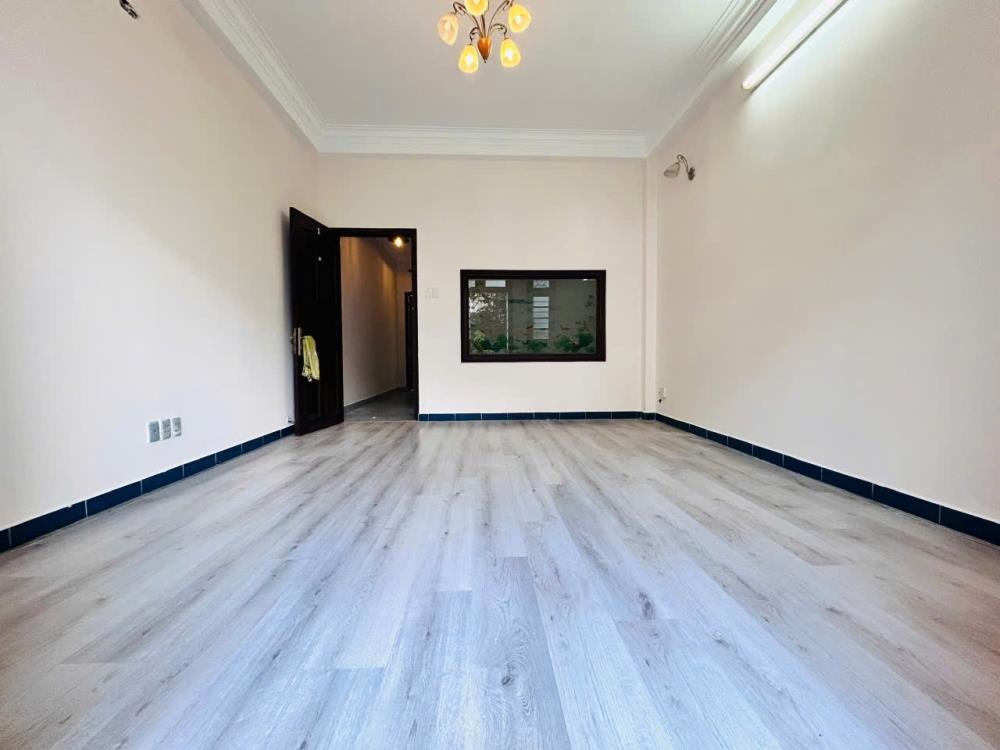 Cho Thuê Nhà Mặt Tiền Quận Tân Bình - 7x20m - 38 Triệu/Tháng