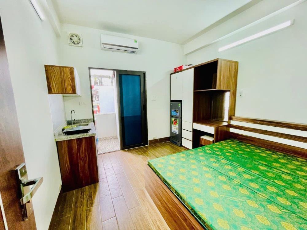 Cho Thuê Căn Hộ Studio 28m2, Full Nội Thất, Giá 5.2TR - Hào Nam, Đống Đa