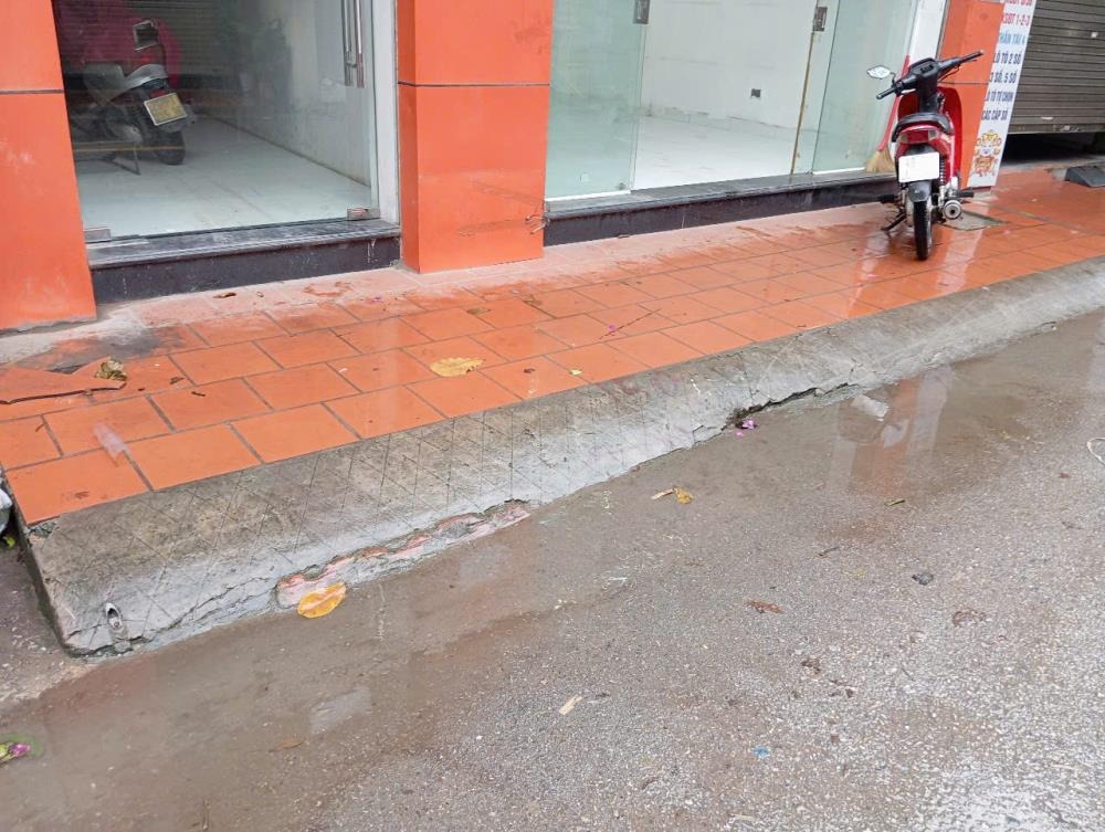 Cho thuê MBKD Trần Cung 70.8m2, Mặt tiền 7.9m - Giá 19.9tr/tháng