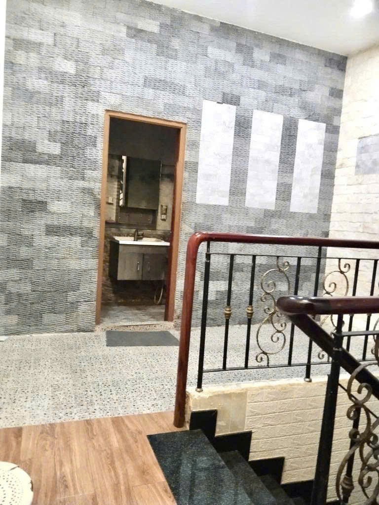 Bán nhà hẻm xe hơi ngay Lê Thị Bạch Cát, Quận 2 - Giá chỉ 5.5 tỷ