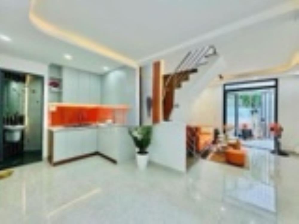 🏡 Cho Thuê Nhà Nguyên Căn Bình Thạnh - 135m², Full Nội Thất, Gần Landmark 81