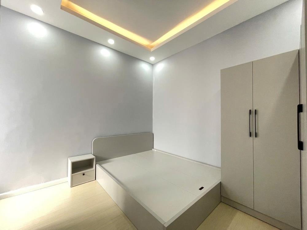 Bán Nhà Lạc Long Quân, Ngang 4m, Gần Q.10 & Q.11 - 7 Tỷ