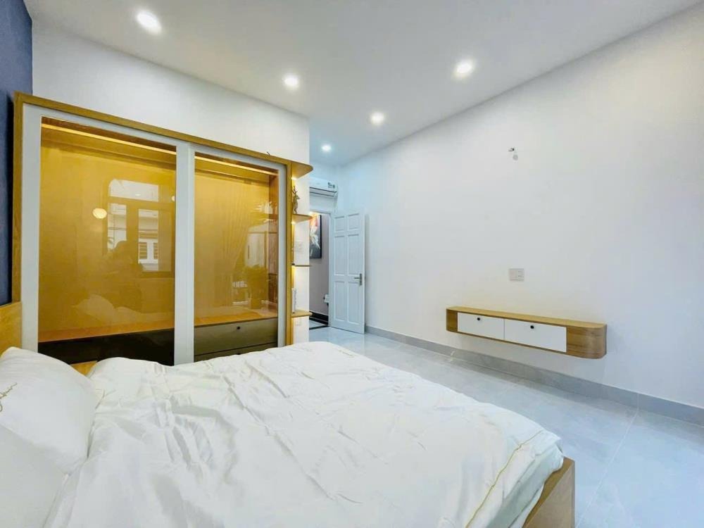 Bán Nhà Quận 3 - 56m2, 3 Phòng Ngủ - Giá 3.24 Tỷ
