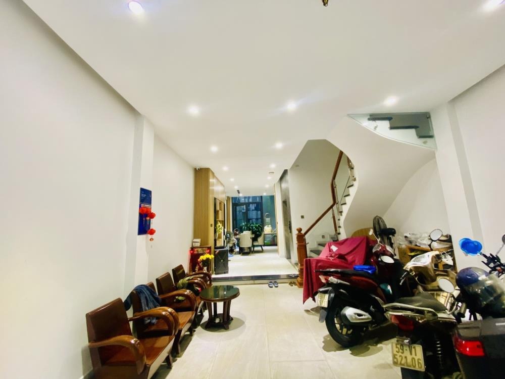 Tuyệt phẩm 4 Tầng, Thang Máy, Ngay Ga T3 - 84m2 - 18.5 Tỷ