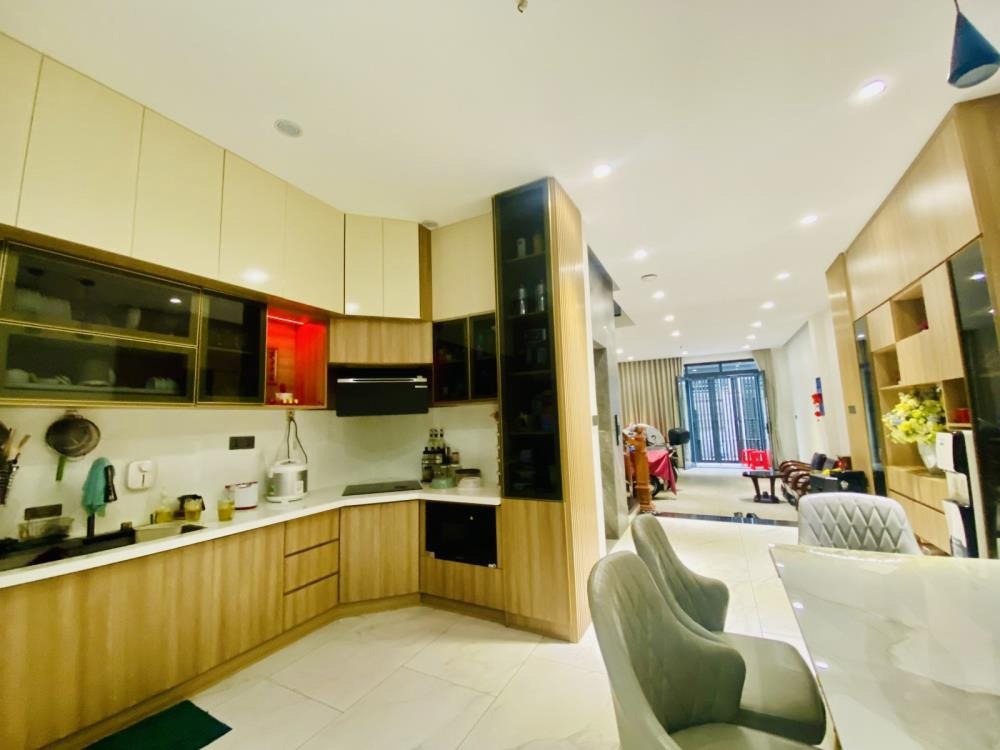 Tuyệt phẩm 4 Tầng, Thang Máy, Ngay Ga T3 - 84m2 - 18.5 Tỷ