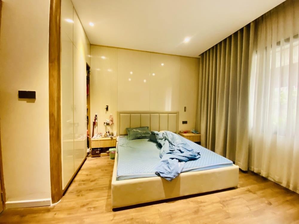 Tuyệt phẩm 4 Tầng, Thang Máy, Ngay Ga T3 - 84m2 - 18.5 Tỷ