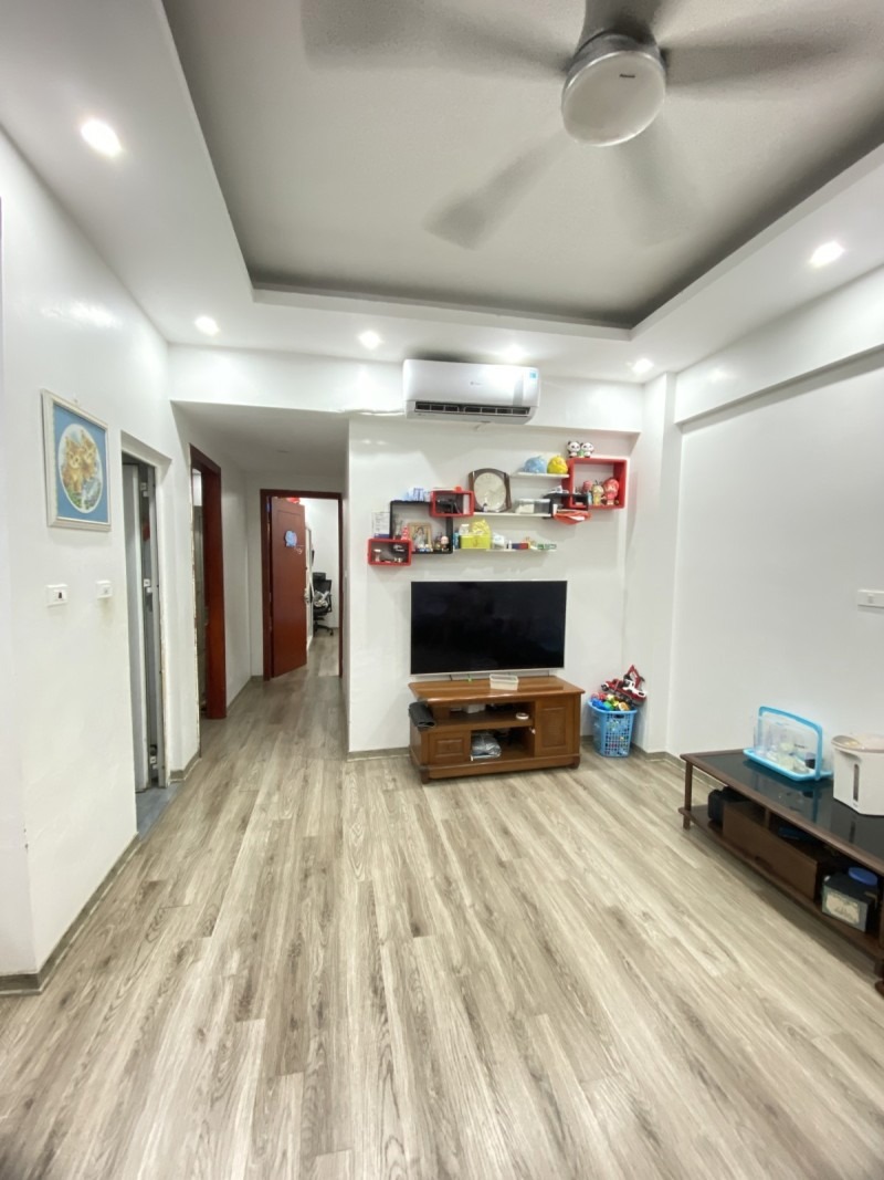 Bán Căn Hộ 2 Phòng Ngủ Chung Cư Bộ Quốc Phòng Hoàng Quốc Việt - Giá 5.5 Tỷ