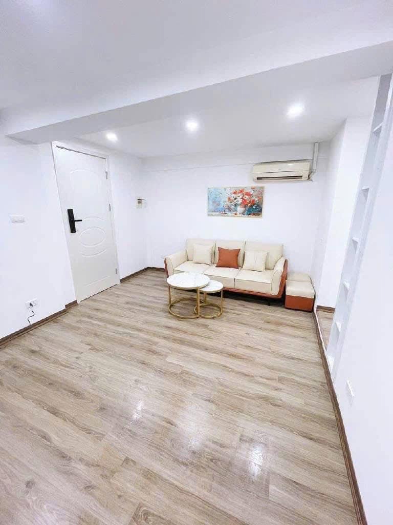 Bán Căn Hộ Bách Khoa, Hai Bà Trưng - Full Nội Thất, Ô Tô Đỗ Cầu Thang