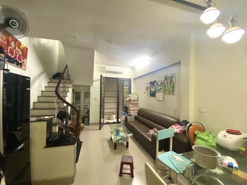 Bán nhà riêng Phạm Văn Đồng, 4 tầng, 7.9 tỷ - Vị trí đẹp, tiện ích đầy đủ