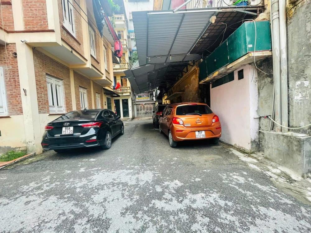 Căn hộ 3 phòng ngủ, trung tâm Cầu Giấy - Gần Đại học Sư Phạm, giá 4.4 tỷ