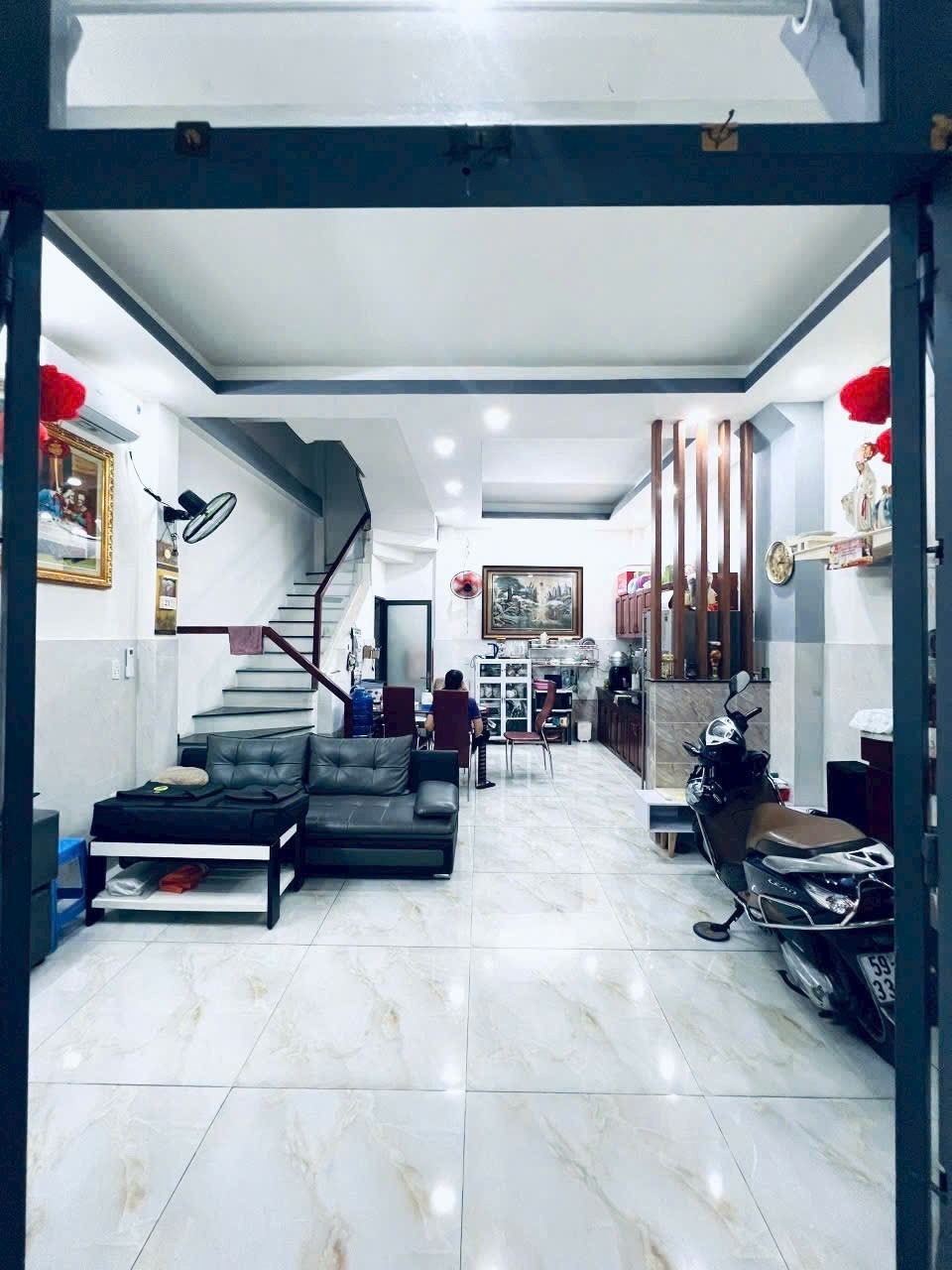 Nhà đẹp 3 Tầng 4PN Gò Vấp - 5 tỷ - Ngang 5m - Vị Trí Đắc Địa