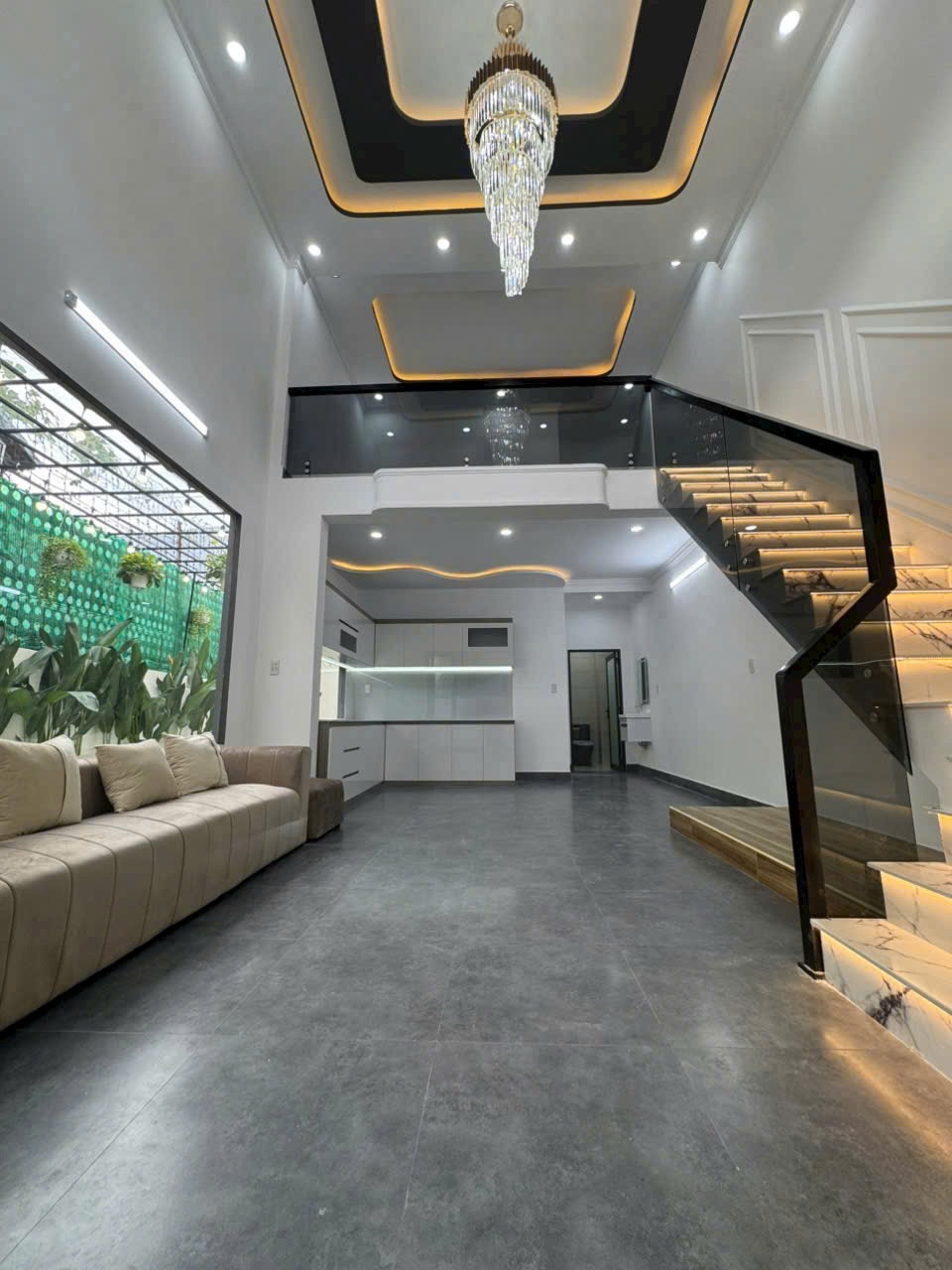 Bán Nhà Gác Lững 71.5m² SHC Hóc Môn - Giá 2.199 tỷ