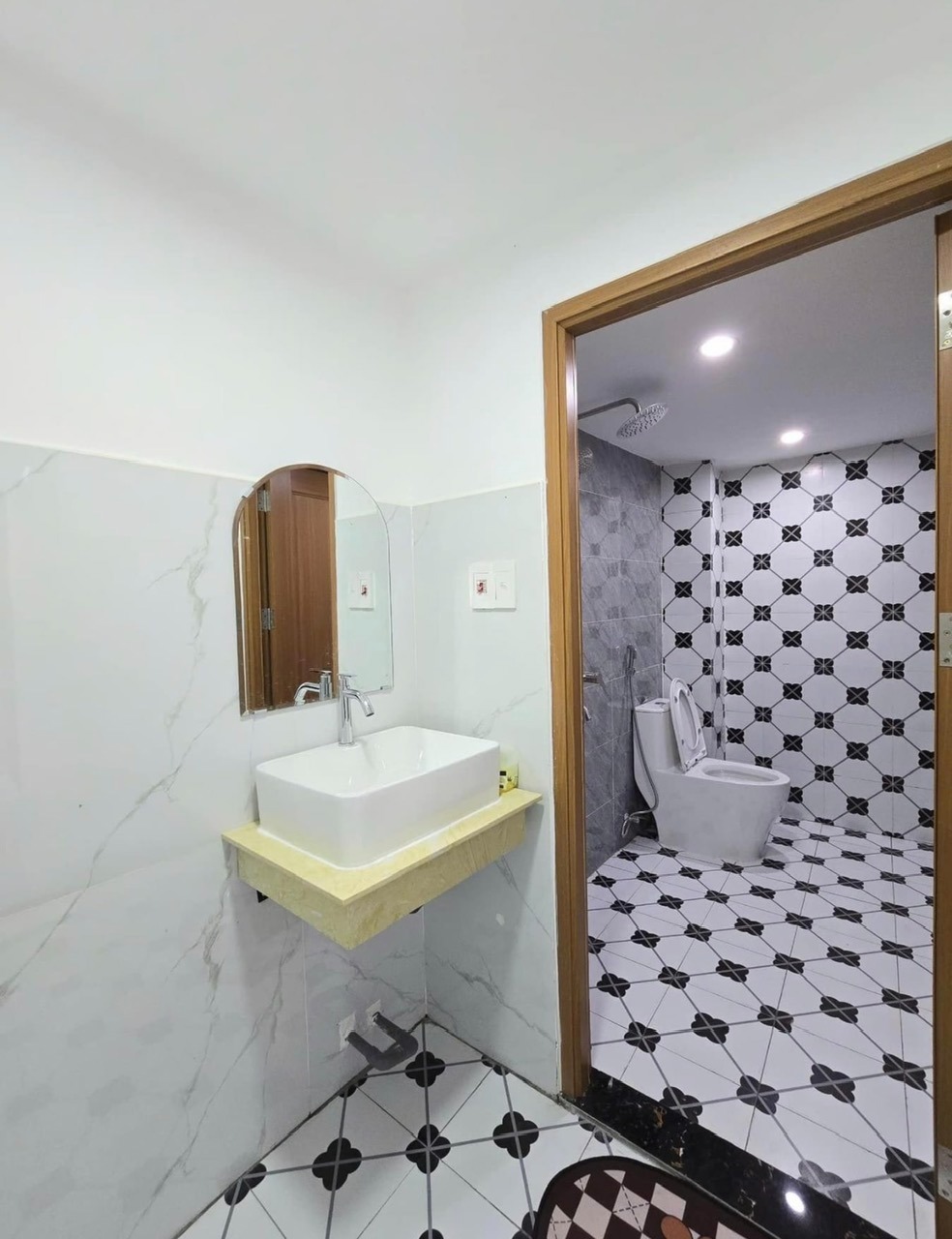 Bán Nhà Hóc Môn 78m2, 3 Phòng Ngủ, Cho Thuê 10 Triệu/Tháng - Giá 1.65 Tỷ