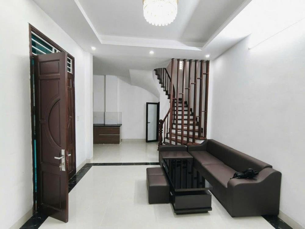 Hoàng Hoa Thám - 5 Tầng, 49m² - Lô Góc 2 Mặt Thoáng - 8.5 tỷ