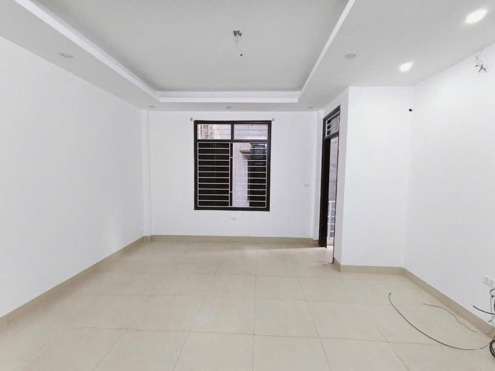 Hoàng Hoa Thám - 5 Tầng, 49m² - Lô Góc 2 Mặt Thoáng - 8.5 tỷ