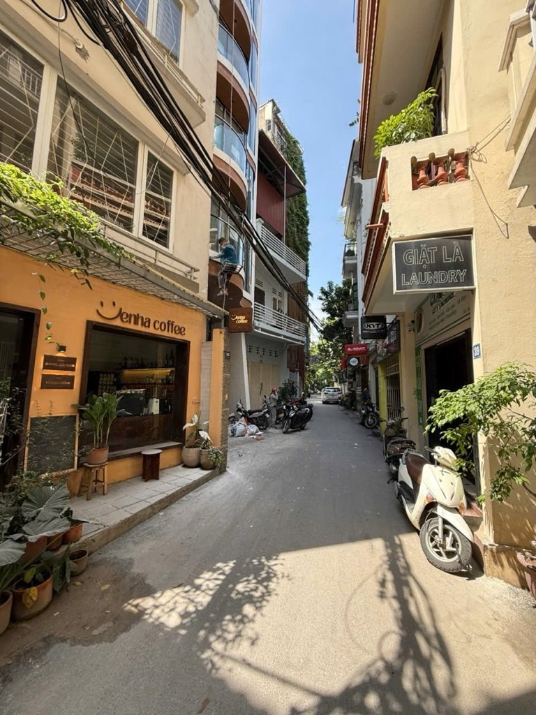 Bán Nhà Đào Tấn, Ba Đình 70m2, 29 tỷ, Ô Tô Tránh, Ngõ Thông