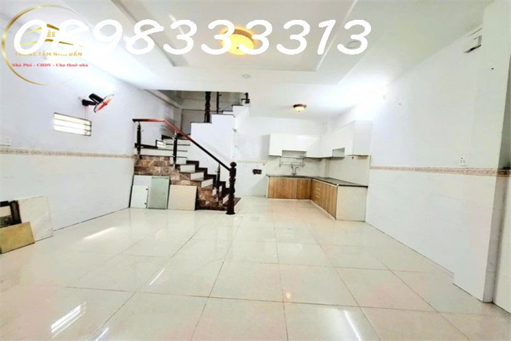 Bán nhà Hẻm 42 Đồng Xoài, DT 5.3x8m, 4 tầng,3 phòng ngủ, 4 WC, khu K300 dân trí cao, P.13, Q.Tân