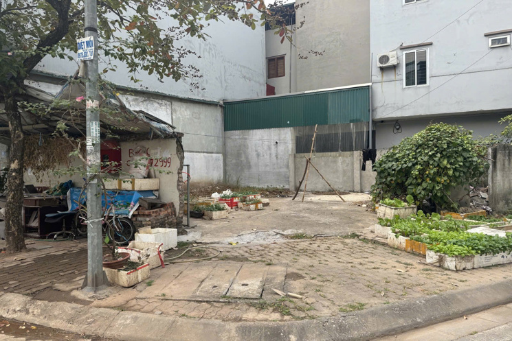 Bán đất tái định cư phố Cổ Linh – Lô góc 68m2, mặt đường 17m, gần Aeon Mall