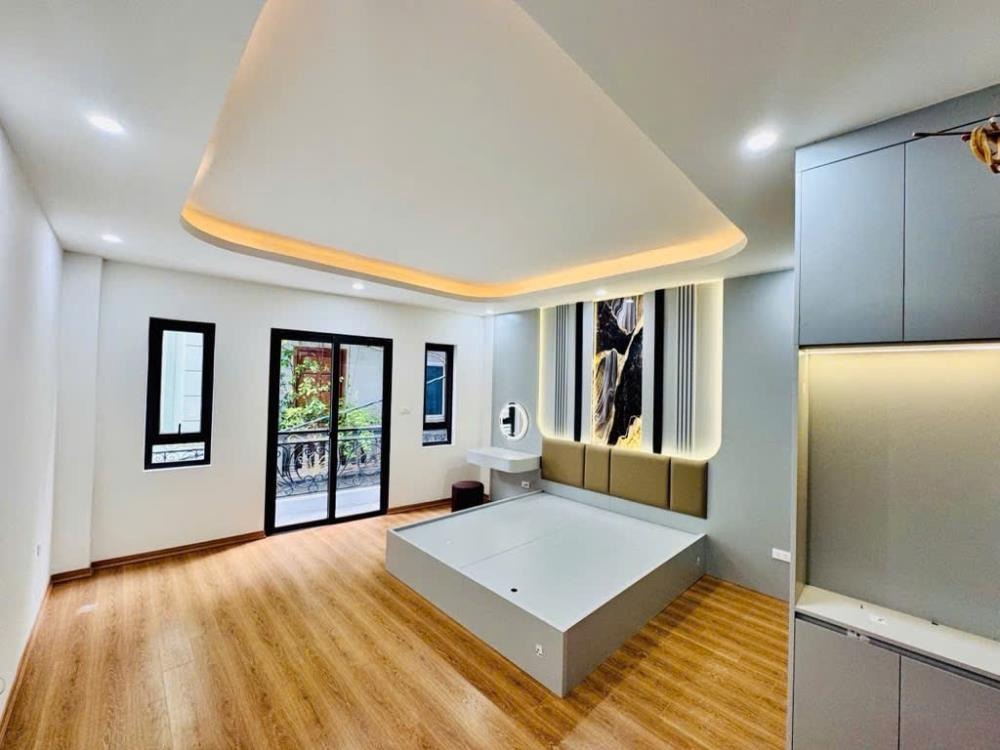Bán nhà Trần Khát Chân, Ngõ Thông, Lô Góc, Thang Máy, Giá Tốt