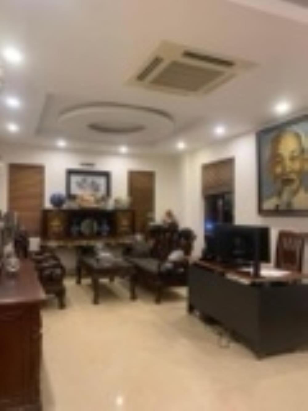 Bán Gấp Nhà Phố Cát Linh Văn Miếu 120m2, 7 Tầng, Thang Máy, Giá 30 Tỉ