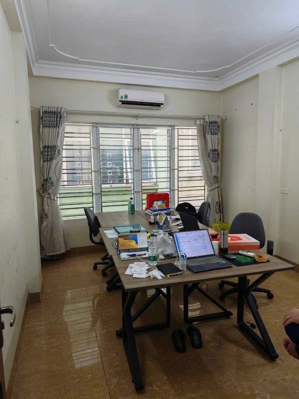 Phân Lô Trần Quốc Hoàn, Cầu Giấy 41m², 6 Tầng, Ô Tô Tránh Đỗ, Kinh Doanh