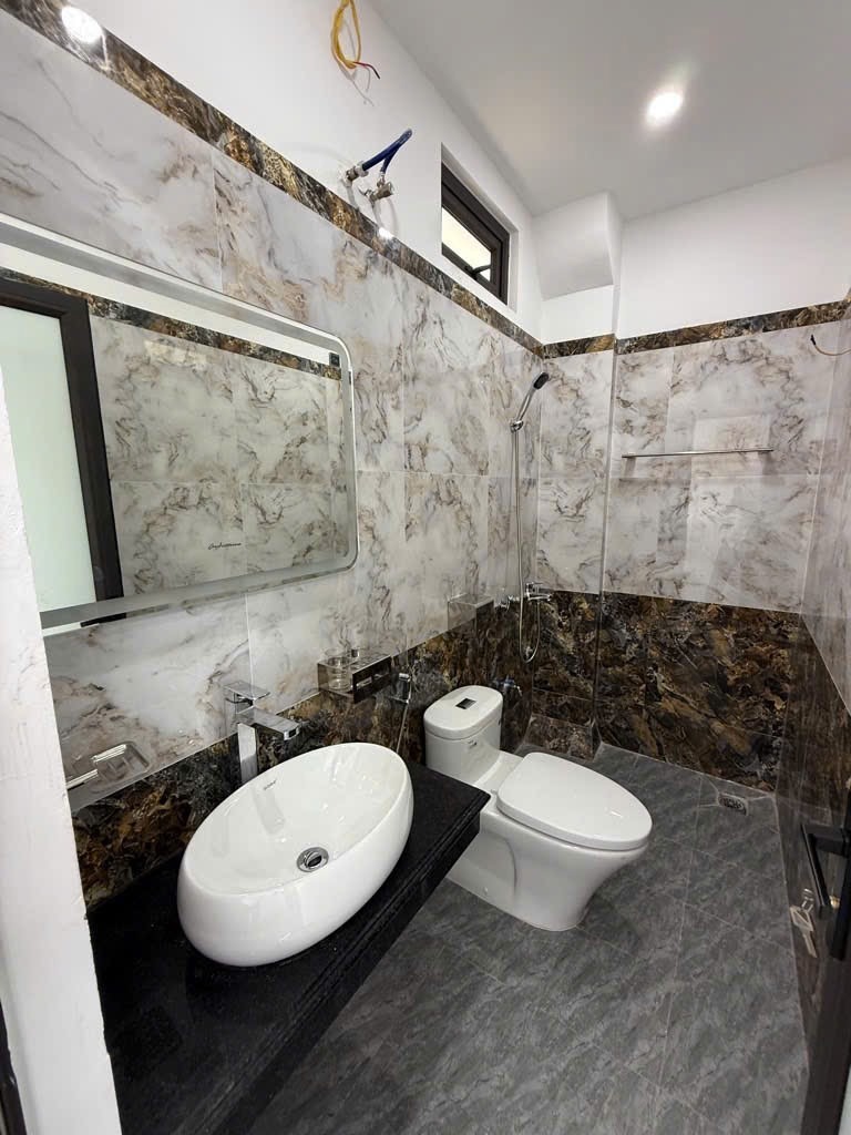 Bán nhà Tôn Đức Thắng - Vừa ở vừa cho thuê - Lợi nhuận cao
