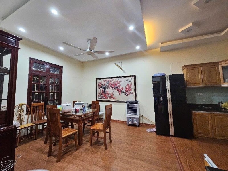 Nhà đẹp, gara ô tô, phố Xuân La, Tây Hồ, Hà Nội - 30 tỷ