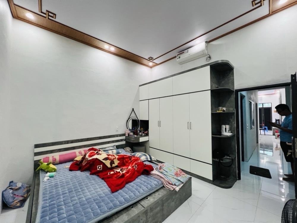 🏡 Nhà 4 Tầng, Ô Tô Đỗ Cạnh, Full Nội Thất - Chỉ 5.8 Tỷ!