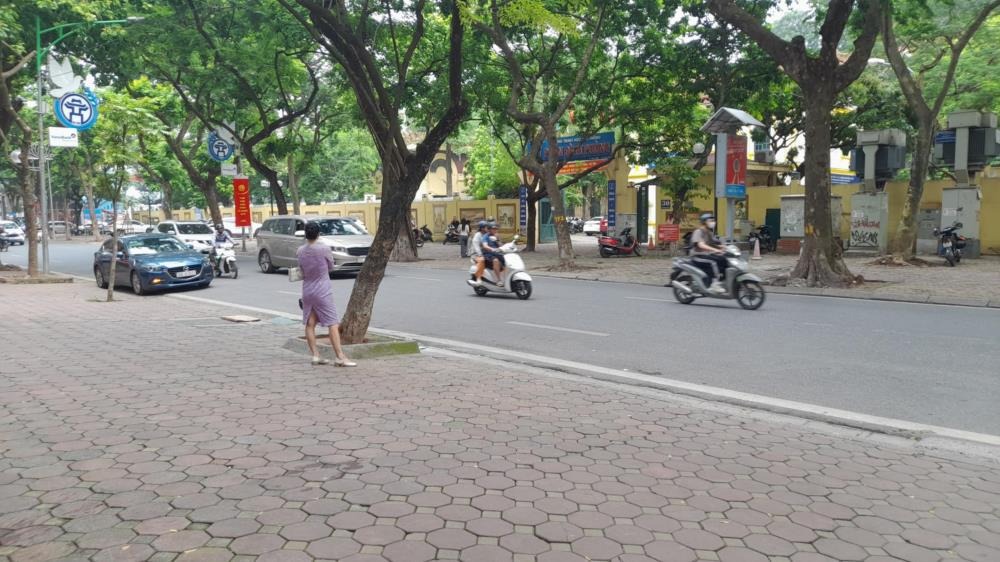 Bán nhà phân lô 2 ô tô Ba Đình 101m2, 4 tầng, lô góc, 61 tỷ - Phan Đình Phùng