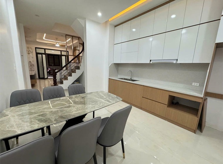 Bán nhà Bùi Xương Trạch, Phân Lô Vuông Vắn, Ô Tô Đỗ Cửa - Giá 12.9 Tỷ