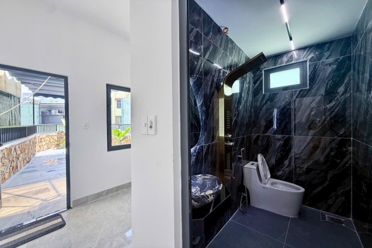 ► Nhà Mặt Tiền Nguyễn Tri Phương, đường 10.5m, gần Chợ, 68m2, 3 tầng, mới Full Nội Thất, 8.5 tỷ