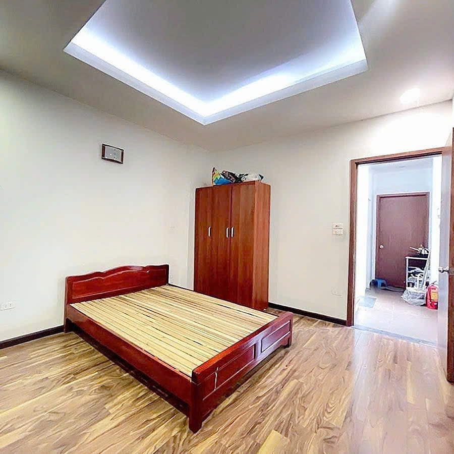 Bán nhà Triều Khúc - 45m2, 5 tầng, Sổ Đỏ - Giá 8.15 tỷ
