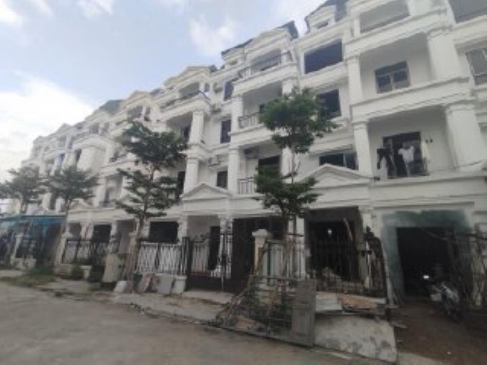 Liền Kề Đại Mỗ VIP: 100m2, 5 Tầng, Mặt Tiền 6m - Giá 200 Triệu/m2