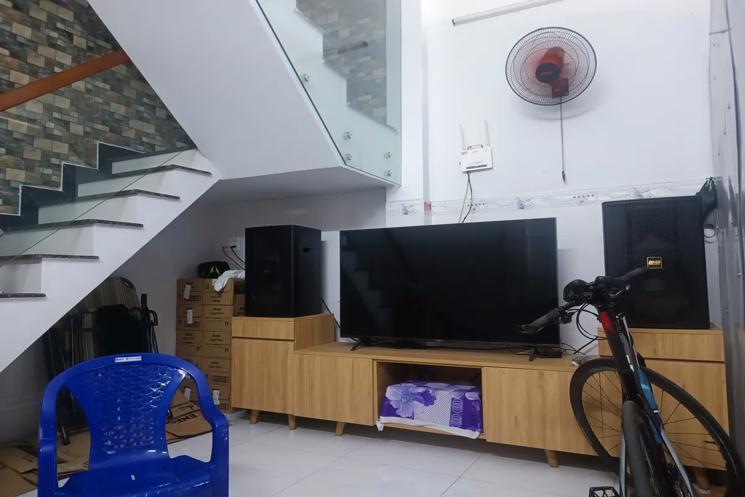 BÁN NHÀ 2 TẦNG MẶT TIỀN TRƯƠNG HÁN SIÊU – KHU VỰC KINH DOANH SẦM UẤT