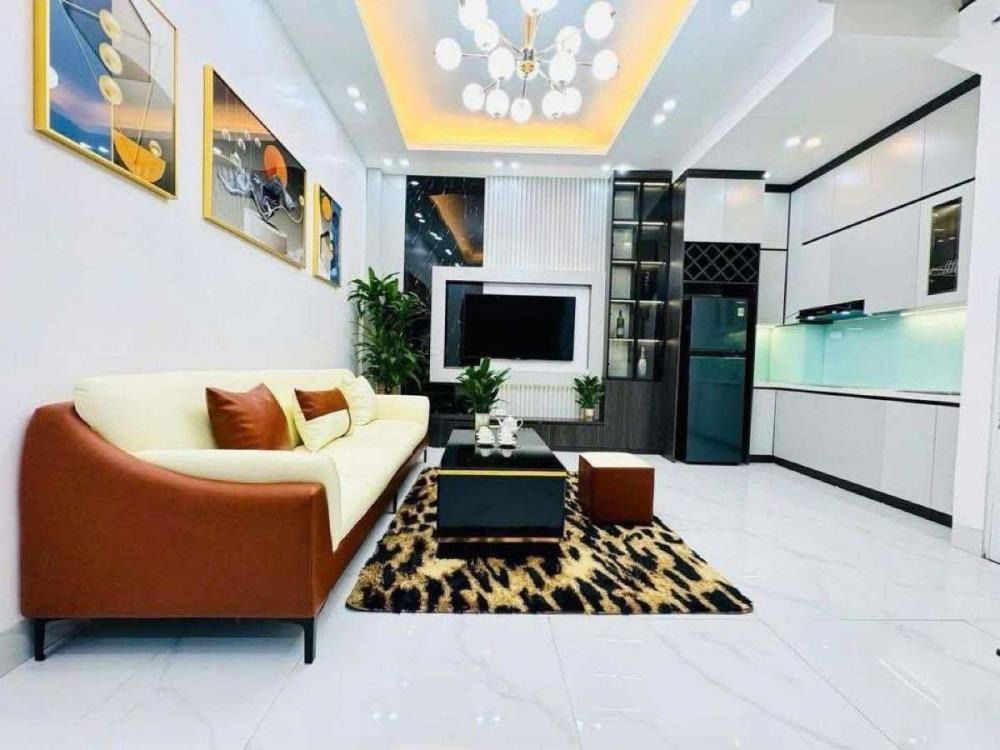 Bán Gấp Nhà Phố Lô Góc Thiên Hiền, Mỹ Đình - 50m2, 6 Tầng, Ô Tô Đỗ Cửa - 11 Tỷ