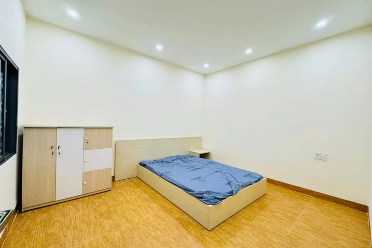 Bán nhà 3 tầng 3 mê kiệt Ô TÔ – Tôn Đản – FULL nội thất Y hình