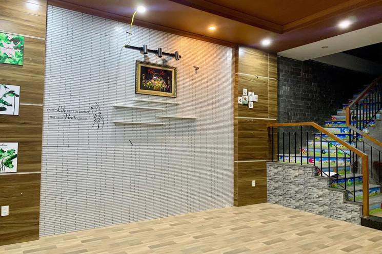 BÁN NHÀ 2 TẦNG MẶT TIỀN ĐƯỜNG 5.5M – SAU LƯNG SHOPHOUSE LAKESIDE MÊ LINH – LIÊN CHIỂU