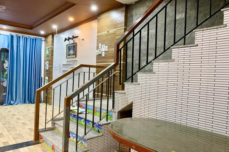 BÁN NHÀ 2 TẦNG MẶT TIỀN ĐƯỜNG 5.5M – SAU LƯNG SHOPHOUSE LAKESIDE MÊ LINH – LIÊN CHIỂU