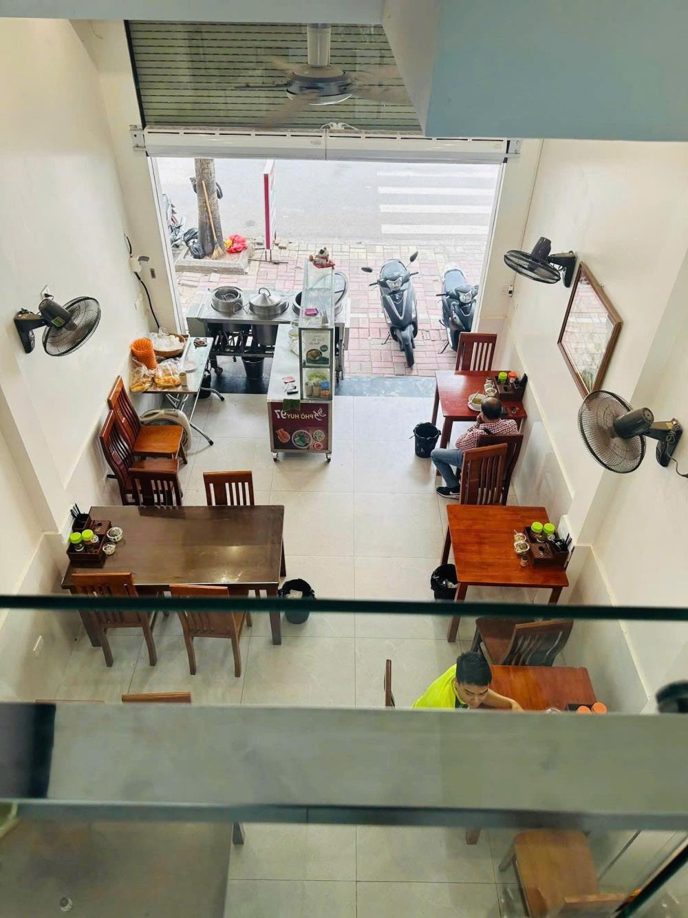 Nhà Mặt Phố Cầu Giấy - 42m2, 6 Tầng, Mặt Tiền 4.2m, Kinh Doanh Đỉnh